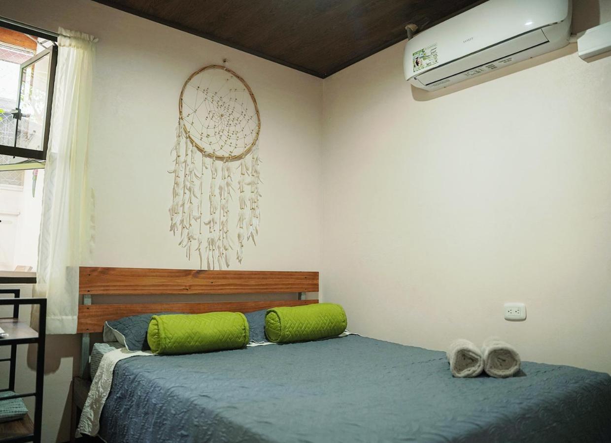Apartamentos Y Studios Brisas Del Mar Santa Teresa Playa Santa Teresa  外观 照片