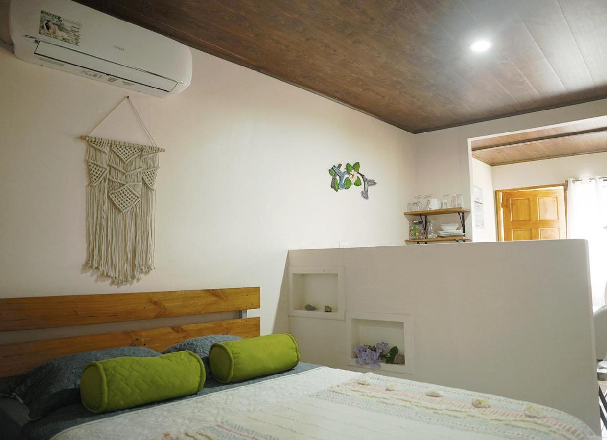 Apartamentos Y Studios Brisas Del Mar Santa Teresa Playa Santa Teresa  外观 照片