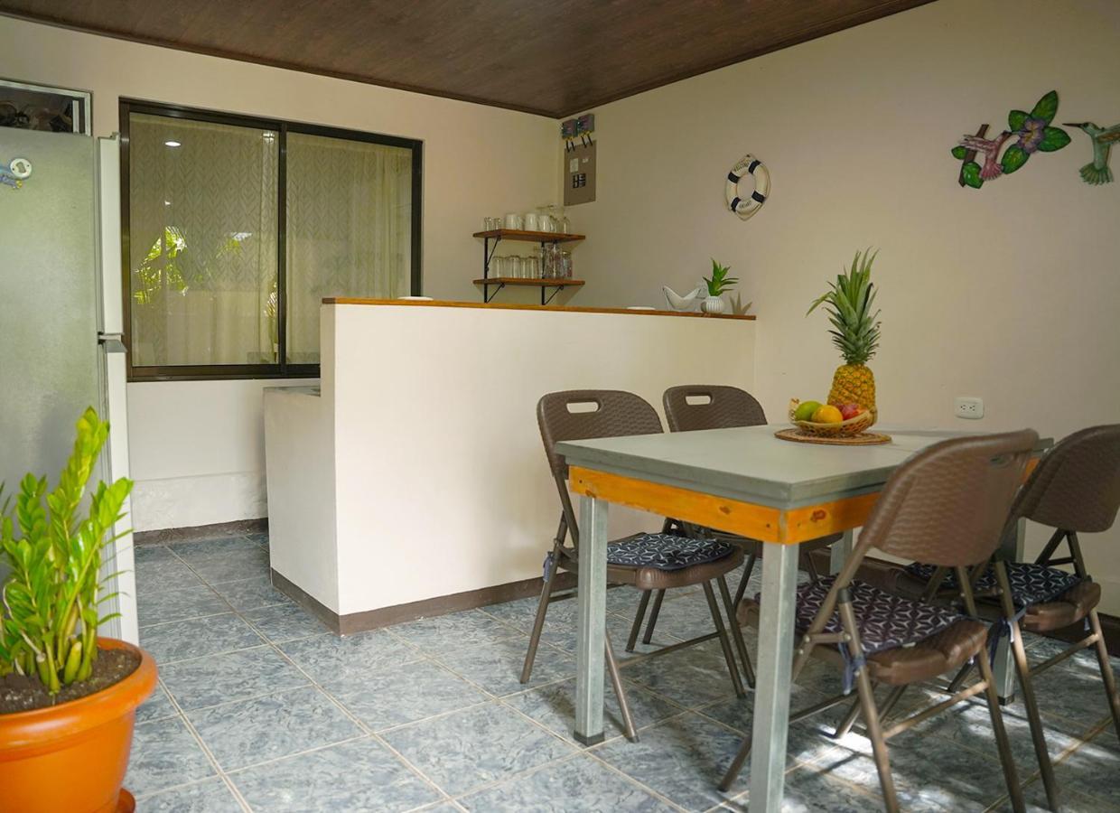 Apartamentos Y Studios Brisas Del Mar Santa Teresa Playa Santa Teresa  外观 照片